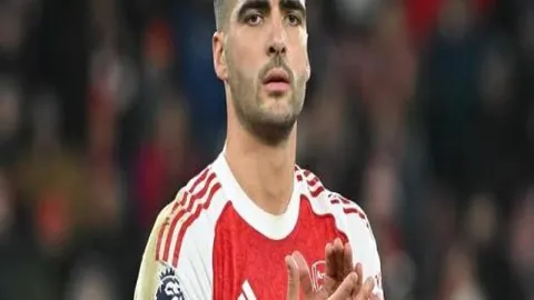 欧冠八强球员出场次数榜单：穆勒以161次出场居首，诺伊尔紧追其后